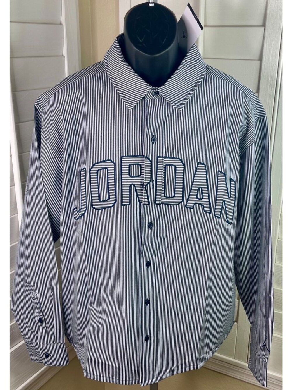 Jordan Flight Blue Striped/White Button-Up Shirt IB0317-451 - Men’s M - NWT $120